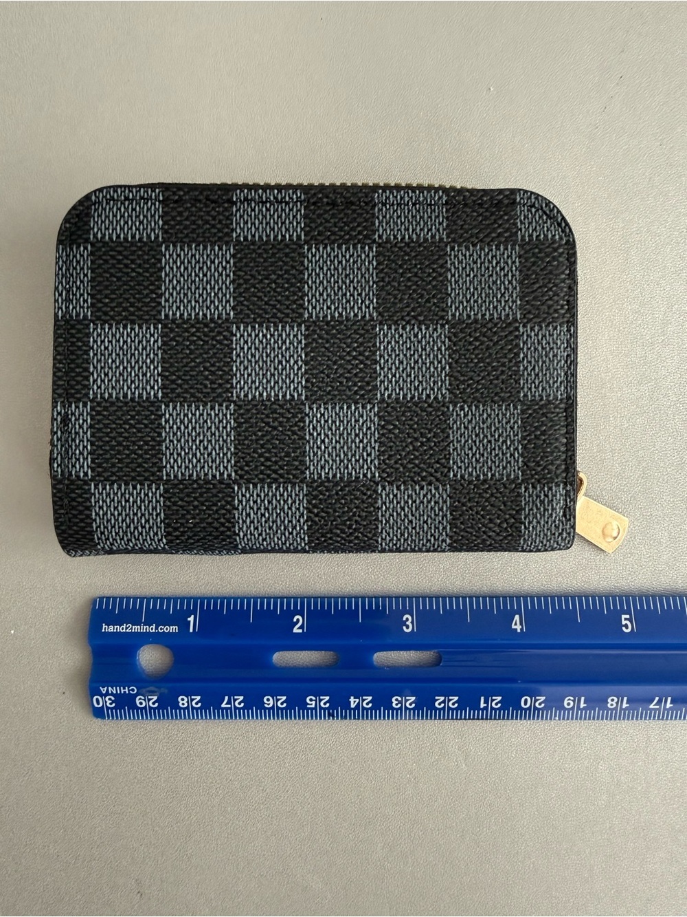 Compact Checkered Zip Card Holder - Black & Gray